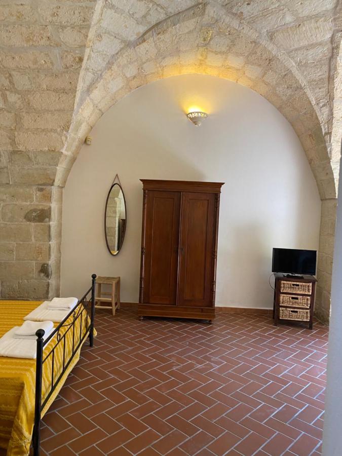 Masseria Montanari การ์ปิญาโน ซาเลนติโน ภายนอก รูปภาพ